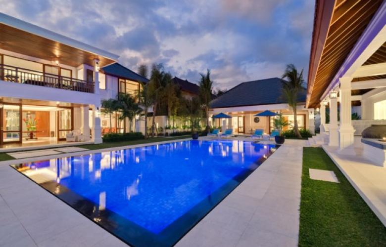 Petitenget Beach, Seminyak, BA, Indonesia - Super Luxurious Six-bedroom ...